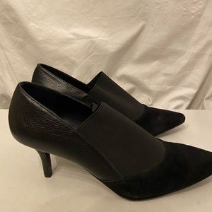 Logo black stretch ankle booties 8.5NEW